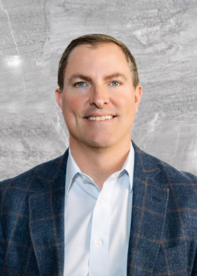 Peter Strauss